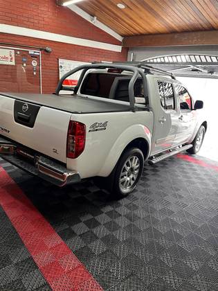 NISSAN FRONTIER 2.5 SL 4X4 CD TURBO ELETRONIC DIESEL 4P AUTOMÁTICO